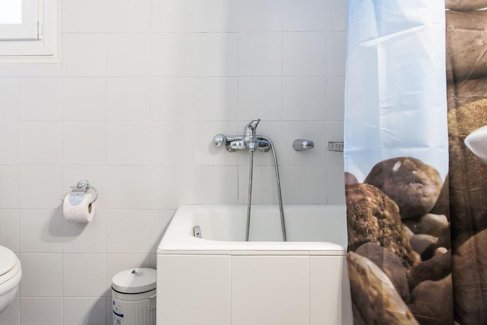 Charming Acropolis Metro Station Apartment, Clean And Cozy 雅典 外观 照片